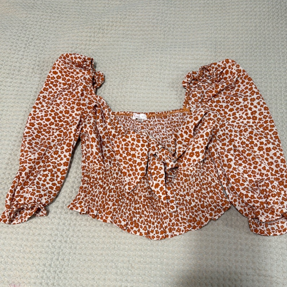 Top , crop style size Small